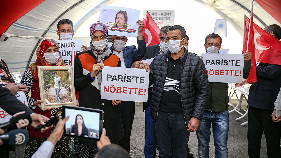 Aileler, Fransa'da kendilerinden bahseden uzmanla görüştü