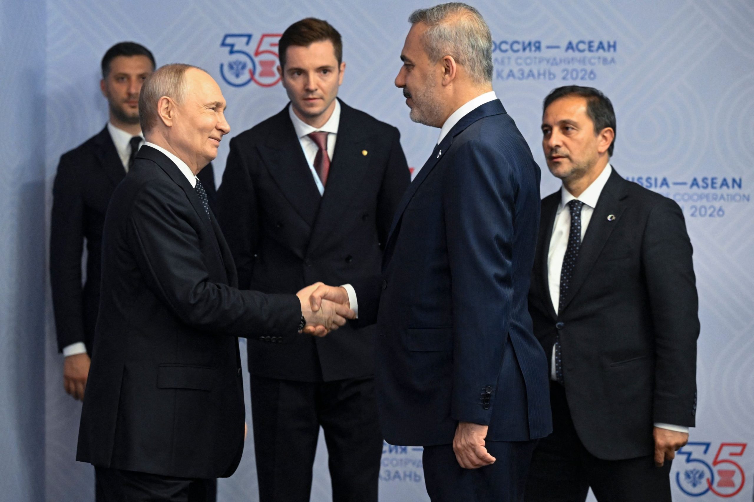 Moskova Yanarken, Kremlin Rotayı Ankara'ya Çevirdi