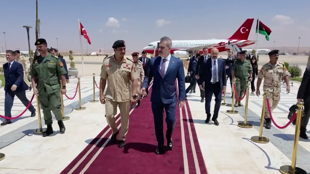 Hakan Fidan’ın Libya Ziyareti: Türkiye, Libya’da Taraf Olmaktan Hakem Olmaya mı Geçiyor?